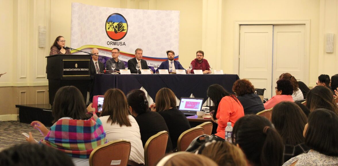 El Salvador sede del seminario regional sobre Interseccionalidad. Una categoría de análisis para la justicia de género e inclusión