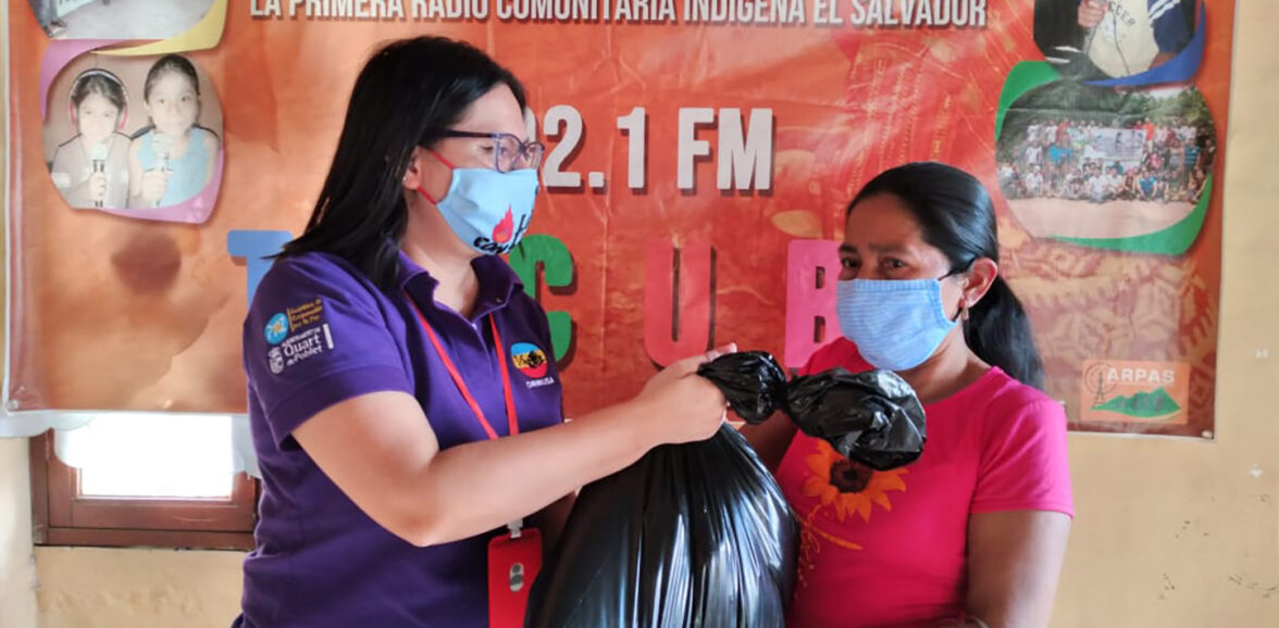 ORMUSA entrega paquetes alimenticios a mujeres afectadas por emergencia del COVID-19