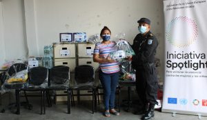 Lee más sobre el artículo ORMUSA entregó materiales, equipo y mobiliario de oficina para fortalecer servicios de atención especializada en UNIMUJER-ODAC