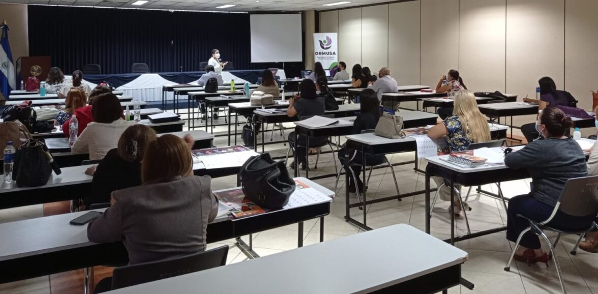 ORMUSA y CSJ concluyen proceso de formación especializada para intervención del Trabajo Social