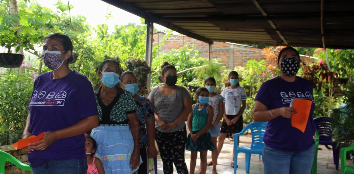 ORMUSA en el territorio, capacita sobre Participación Social en salud a mujeres de Tierra Blanca, Zacatecoluca