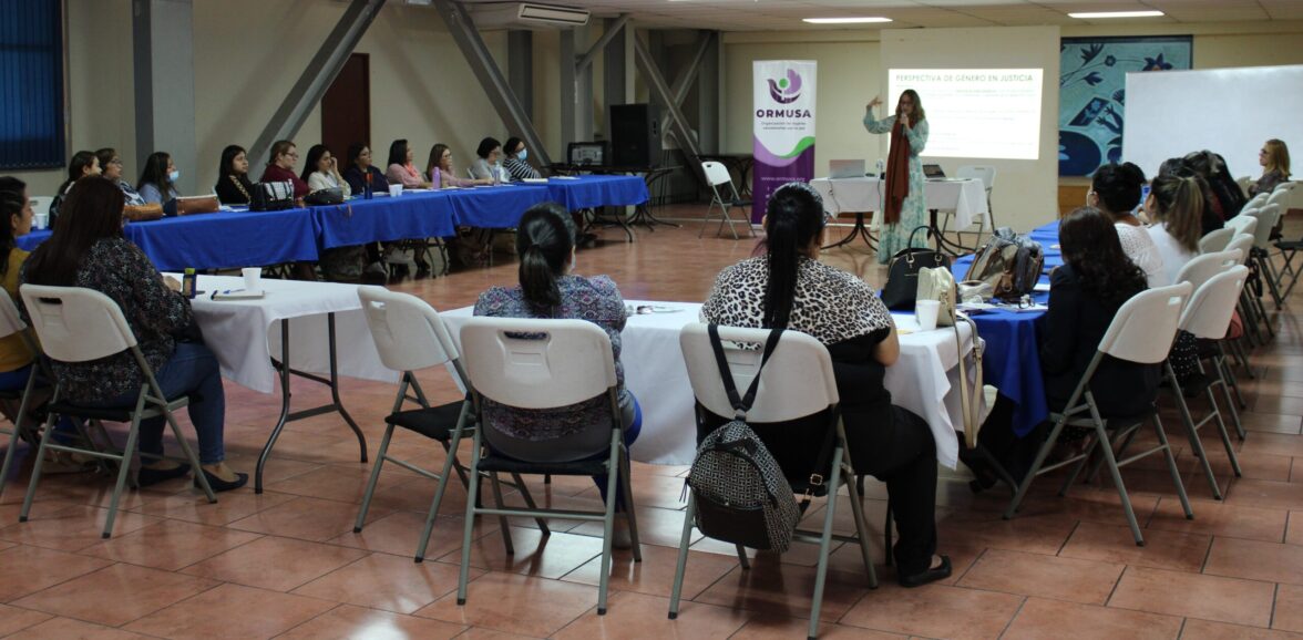 ORMUSA y PGR desarrollaron módulo formativo en Derecho de las mujeres a una vida libre de violencia