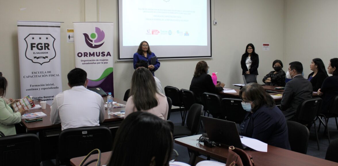 ORMUSA y Escuela de Capacitación Fiscal realizaron taller sobre aplicación de conocimientos en atención a mujeres en condición de violencia  