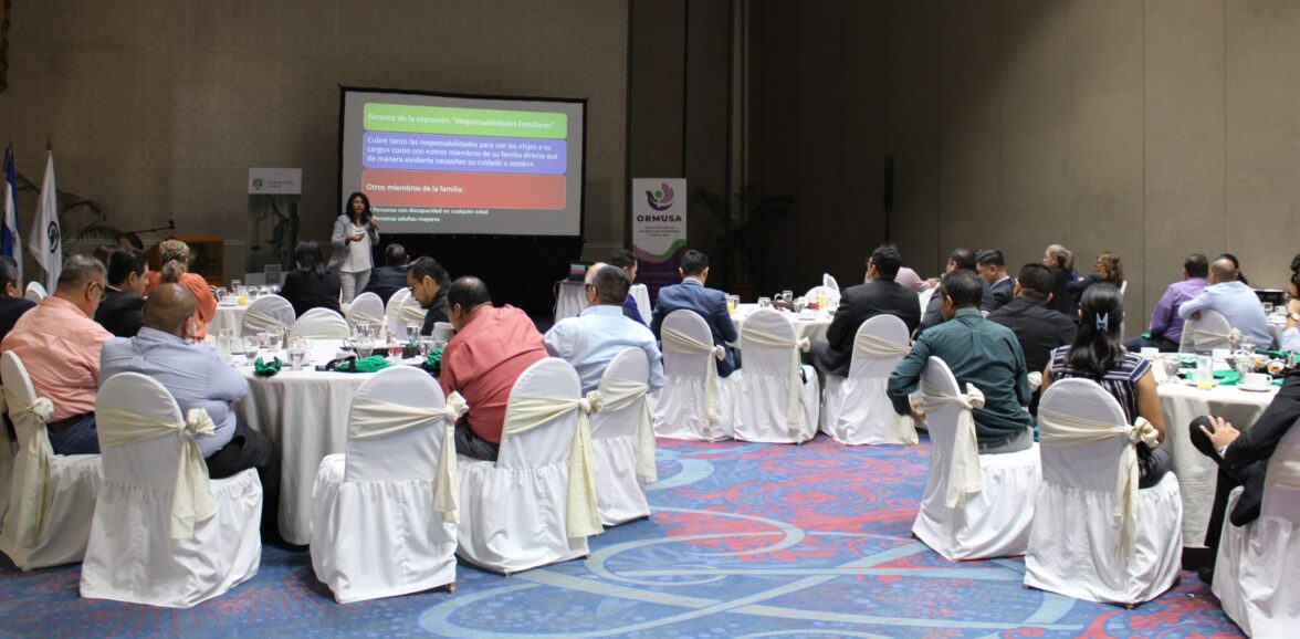 Conversatorio sobre Corresponsabilidad en los cuidados realizado por ORMUSA y PGR