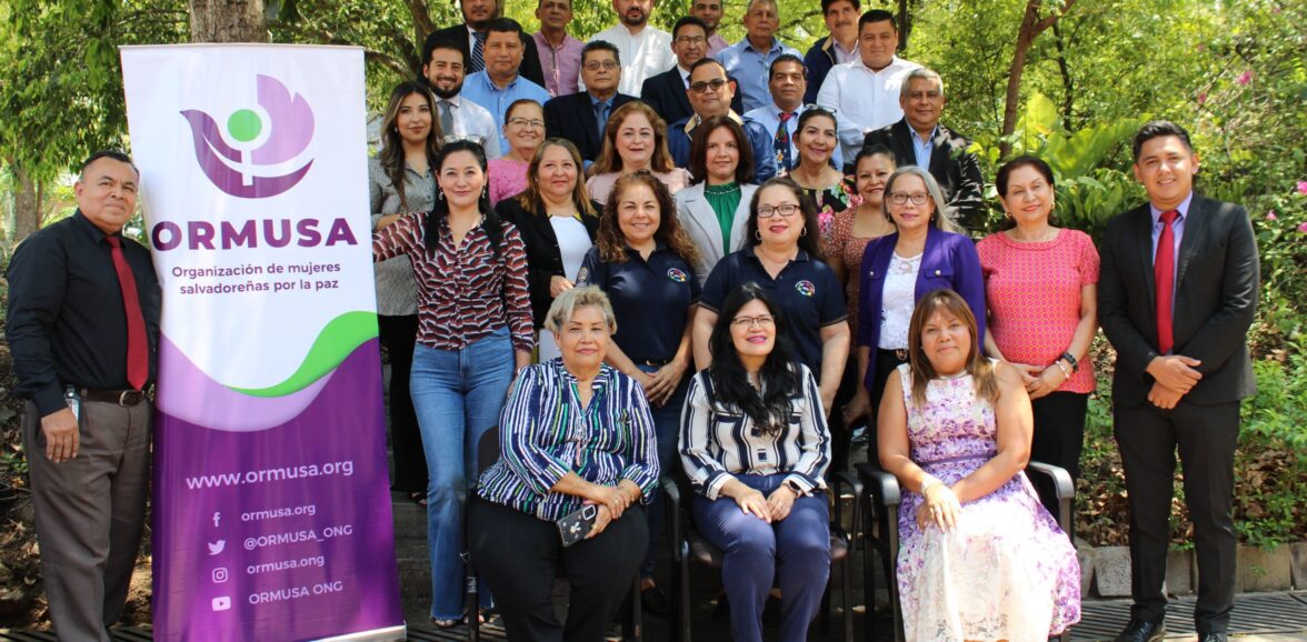 ORMUSA, CSJ y UES concluyen diplomado sobre derecho a una vida libre de violencia para las mujeres en San Miguel